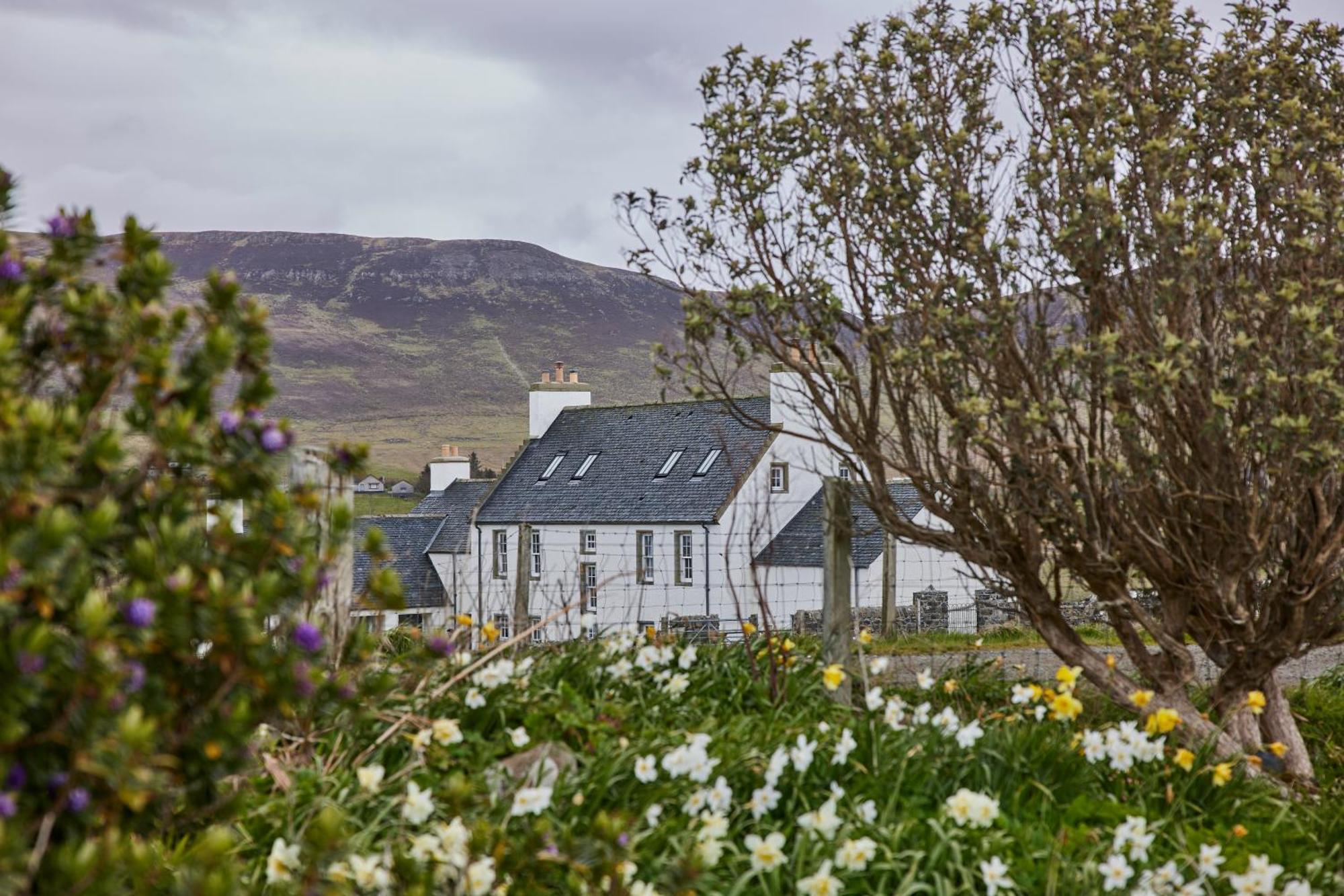 Monkstadt 1745 Luxury Lodge Portree Exterior foto